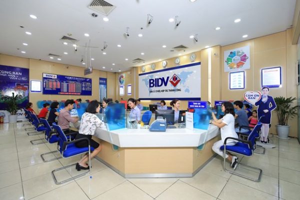 BIDV được Forbes Việt Nam vinh danh lọt vào top 50 thương hiệu dẫn đầu trong lĩnh vực kinh doanh tại Việt Nam.