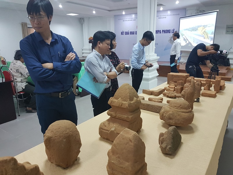 Nhiều cổ vật giá trị được tìm thấy ở di tích Chăm Phong