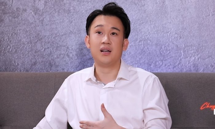 Ca sĩ Dương Triệu Vũ chia sẻ về lí do người anh Hoài Linh không tổ chức sinh nhật